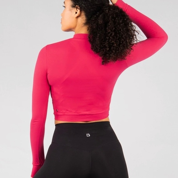 Knotty & Nice Crop - Raspberry - Picture 4 of 4